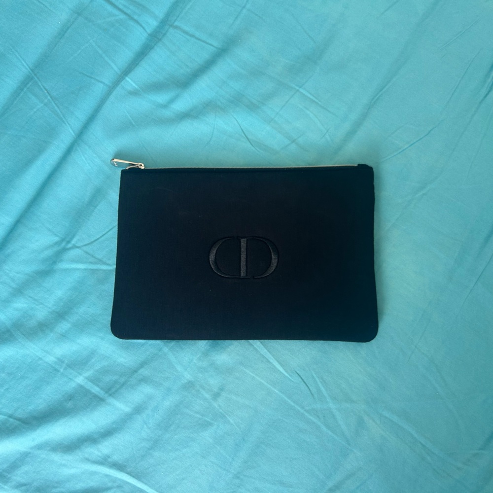 COPY - Dior make up bag